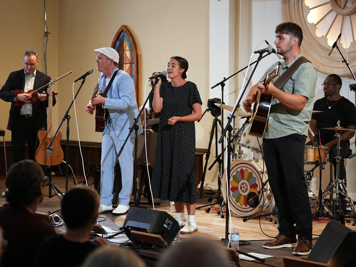 How Amish root music is thriving in rural Pa. • Spotlight PA
