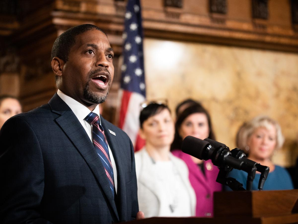 Champion of Pa. lobbying disclosure law was fined 19,900 for breaking