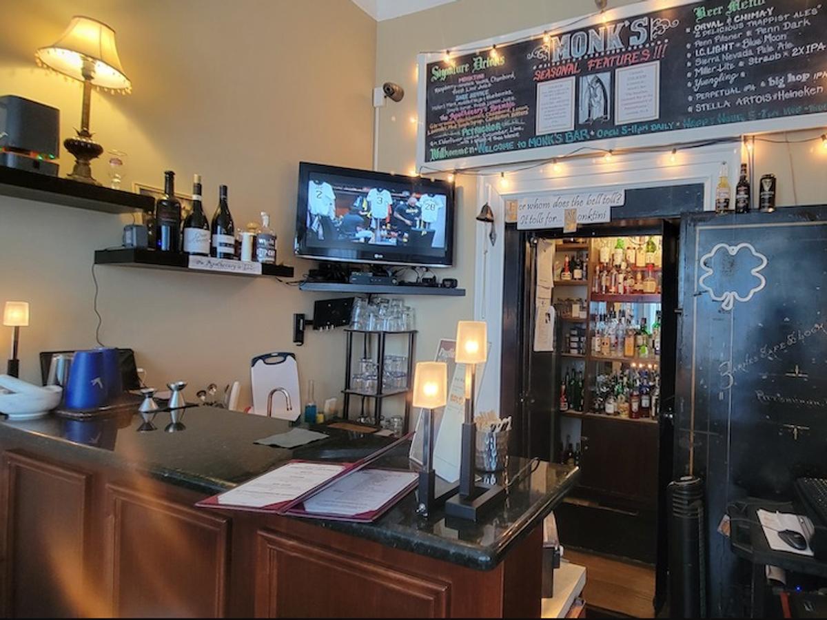 Inside the 'smallest bar' in Pennsylvania • Spotlight PA