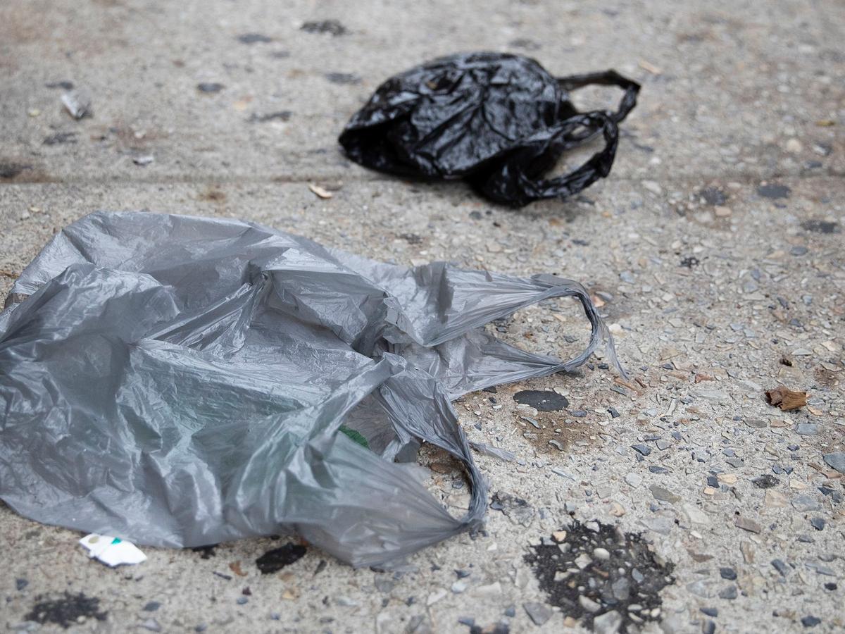 Philadelphia and Pittsburgh move ahead with plastic bag bans as