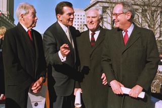 Pennsylvania Gov. Tom Ridge, second from left, poses with former Pennsylvania Govs. William Scranton II, left, Raymond P. Shafer, second from right, and Dick Thornburgh, right, during Ridge's inauguration ceremony in Harrisburg, Pa., Tuesday, Jan. 19, 1999. (AP Photo/Paul Vathis)