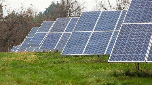 Solar panels in Elizabethtown, Pennsylvania. Solar panels in Elizabethtown, Pennsylvania.