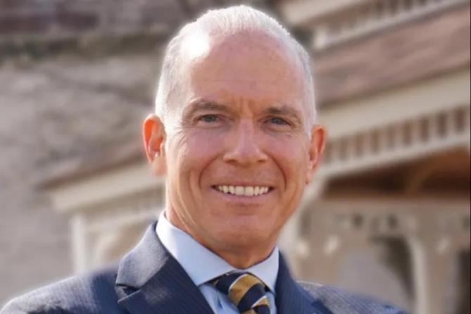 El candidato demócrata a la Corte Suprema Daniel McCaffery El candidato demócrata a la Corte Suprema Daniel McCaffery