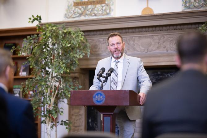 Pa. Sen. Dan Laughlin (R., Erie) at a news conference in 2022.