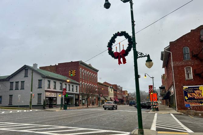Main Street in Brookville, Pennsylvania Main Street in Brookville, Pennsylvania