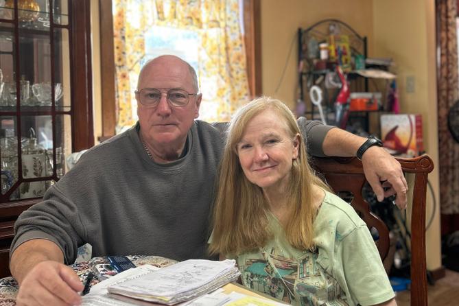 Kraig and Janet Biehl in their Perry Township home. Kraig and Janet Biehl in their Perry Township home.